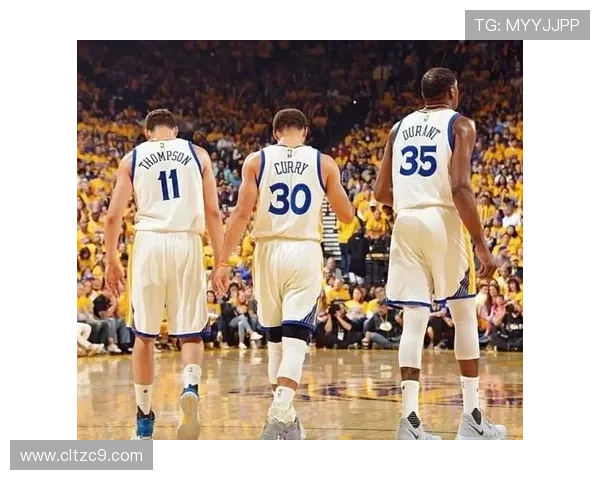 篮球之路的伙伴情深杜兰特与瑞恩洛佩斯的传奇故事